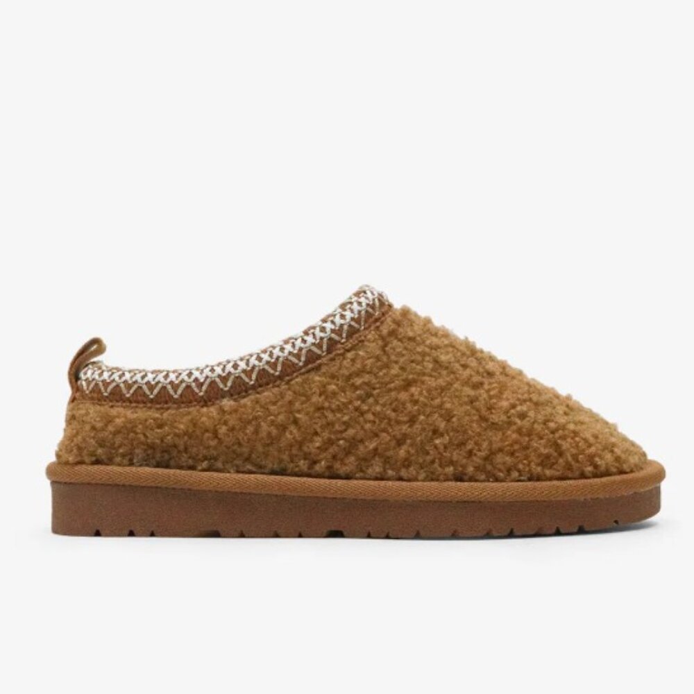 Cozy Chestnut Teddy Fleece Clog Slippers